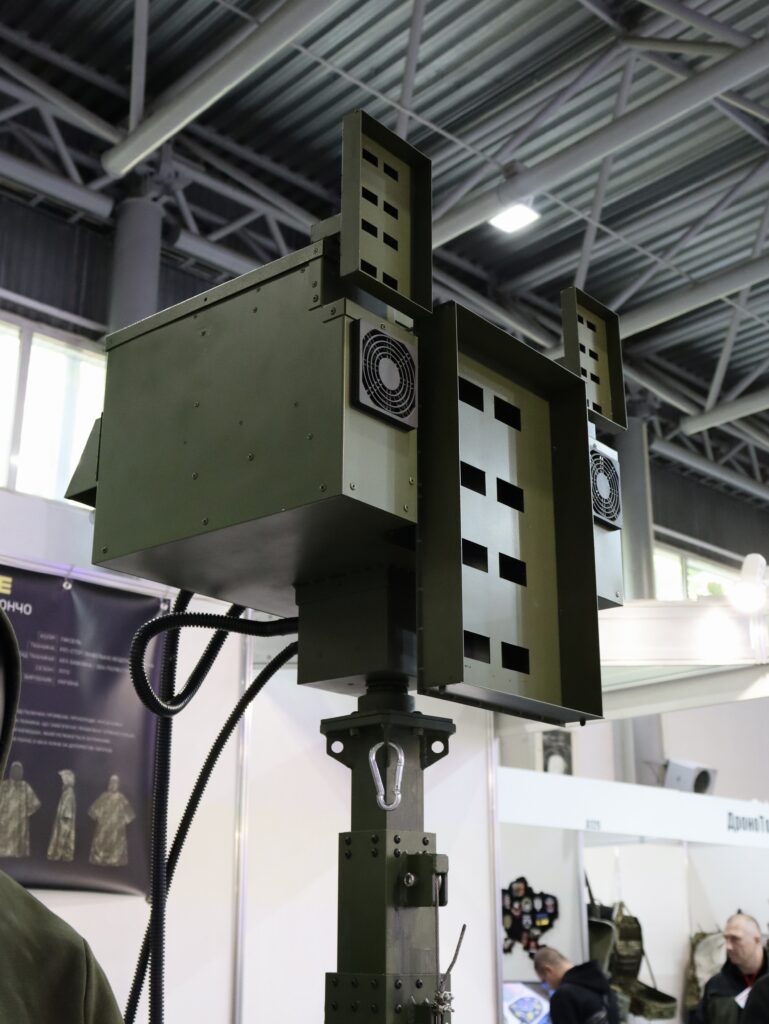 Contra-drone "Anti-Mavic" на телескопічній мачті